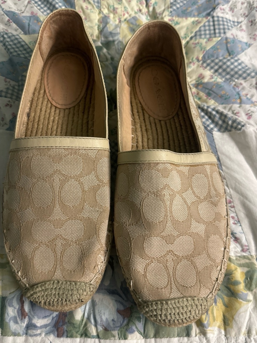 COACH FLATS